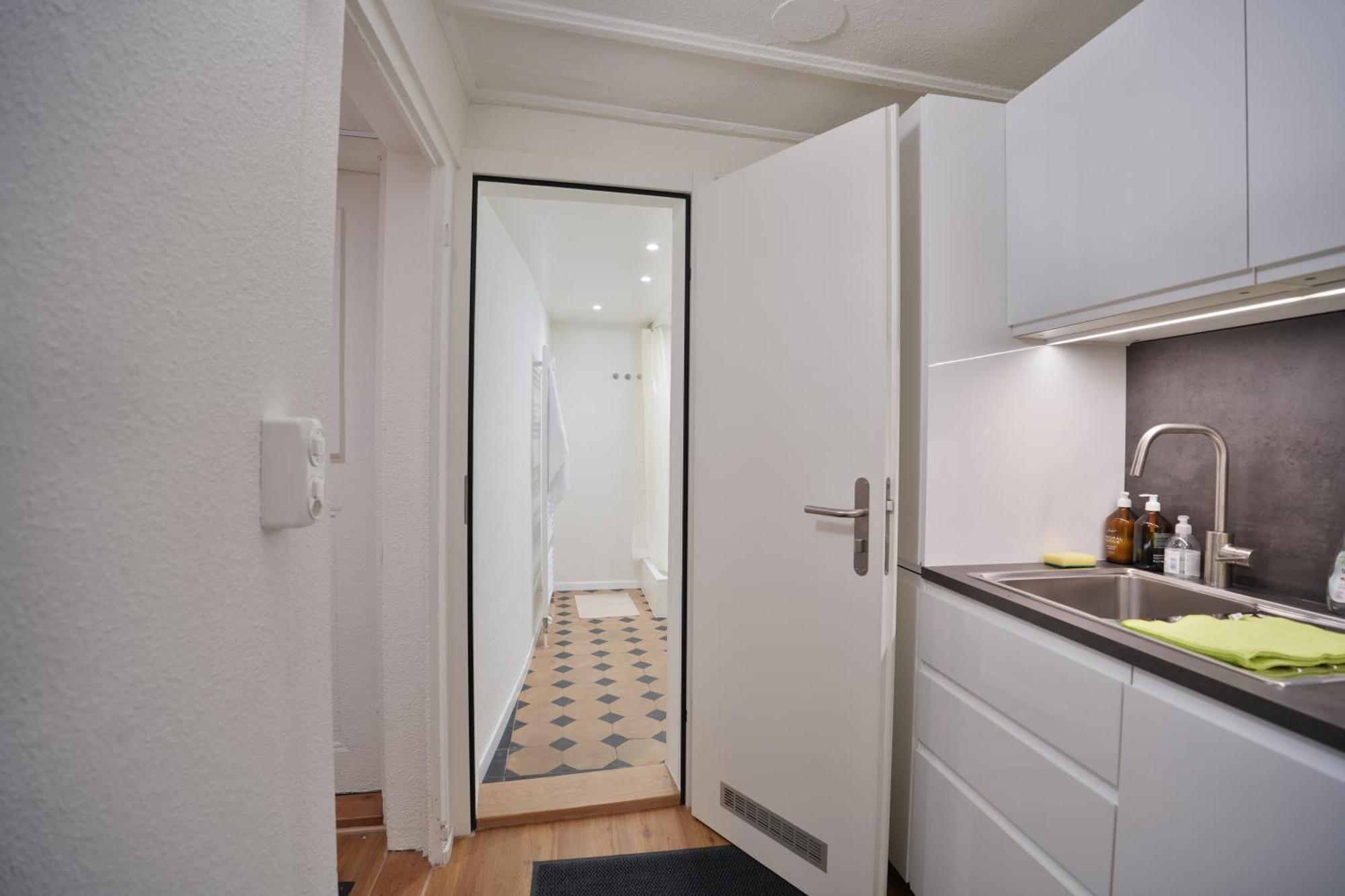 Cozy City Center, 4 Bedroom- 120Sq, 5Min Walk To Main Station Basileia Exterior foto